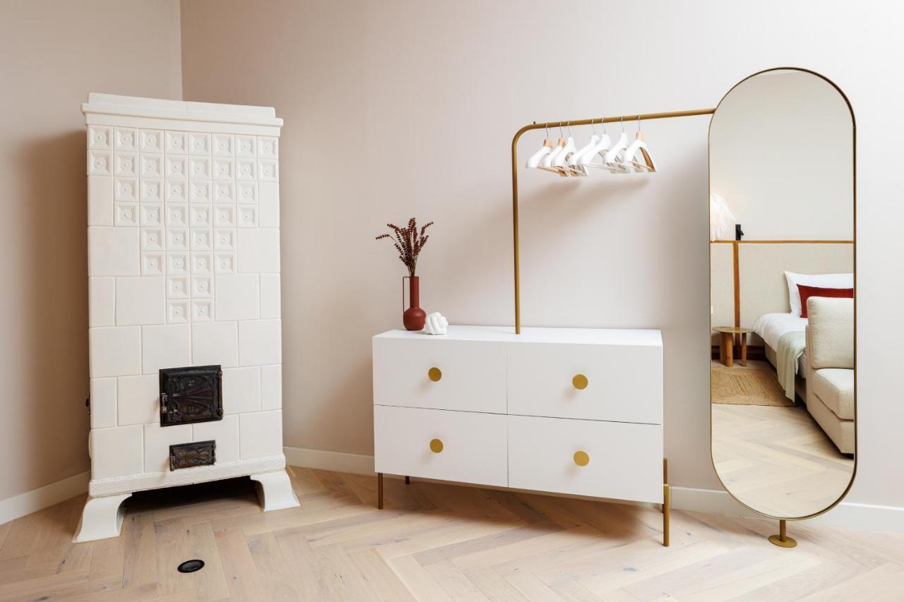 Aries' Collection Luxury Suites Braşov Esterno foto