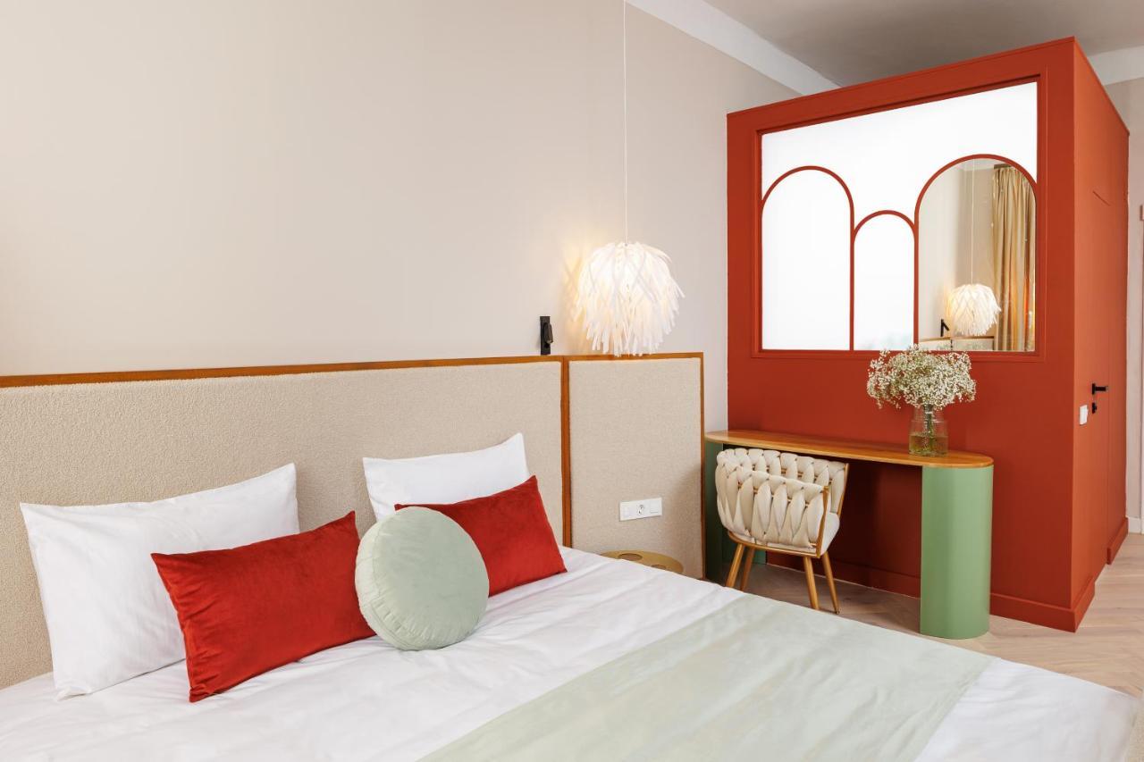 Aries' Collection Luxury Suites Braşov Esterno foto